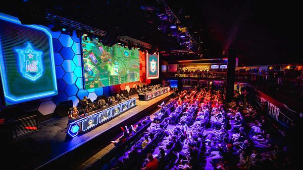 Mayumi国内首播，一晚礼物收入过3万