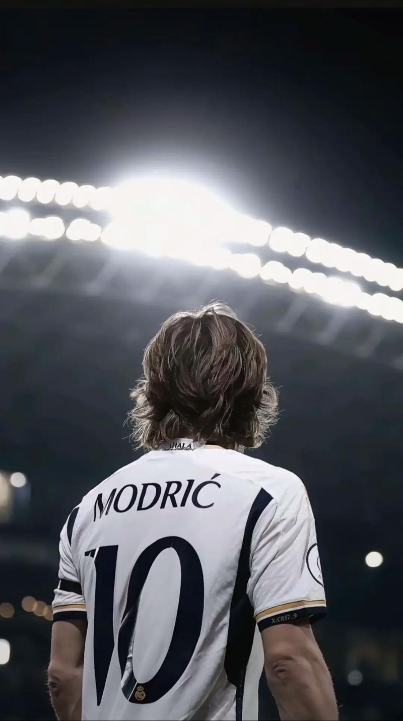 我又拥有新球衣啦！葡萄牙2026世界杯特别款球衣...（入手新战袍：葡萄牙2026世界杯特别版球衣）